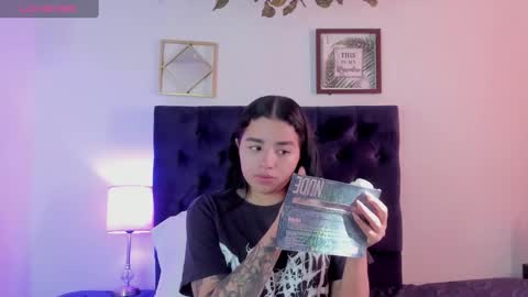 Snapshot of aliice_walker_ chatting on February 2025 01:11:02 PM aliice_walker_ online show from February 2025 01:11:02 PM