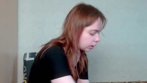 Snapshot of aliiice_stone chatting on September 2025 11:35:01 AM Alice online show from September 2025 11:35:01 AM