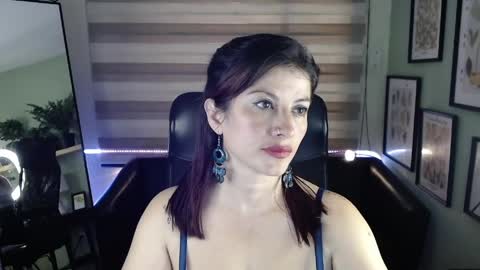 Snapshot of aliiz_01 chatting on March 2026 08:08:02 PM Camii online show from March 2026 08:08:02 PM