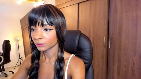 Snapshot of alika_houston chatting on February 2025 08:03:01 AM IG Alik nasso online show from February 2025 08:03:01 AM