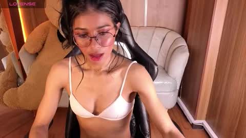 alina_b_ online show from February 2026 12:37:02 AM