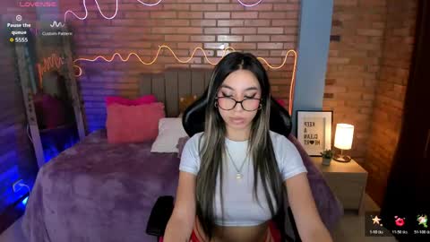 Alina  online show from May 2026 11:55:01 PM