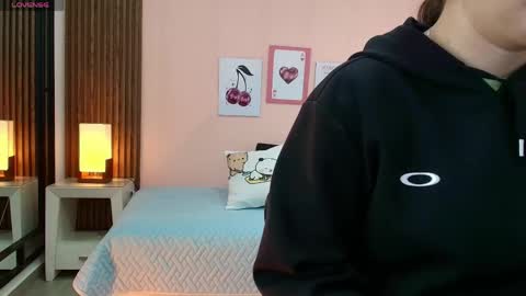 Alina online show from April 2026 11:05:01 AM