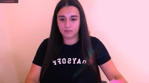 Snapshot of alinaasti_ chatting on October 2025 07:29:01 AM Alina online show from October 2025 07:29:01 AM