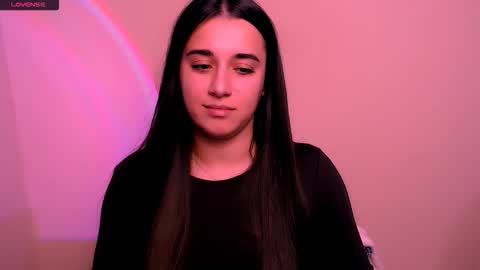 Snapshot of alinaasti_ chatting on November 2025 08:36:02 AM Alina online show from November 2025 08:36:02 AM