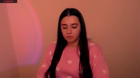 Snapshot of alinaasti_ chatting on December 2025 08:23:01 AM Alina online show from December 2025 08:23:01 AM