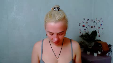 Alina online show from March 2026 05:54:02 AM