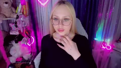 alinaocean online show from April 2026 05:04:02 PM