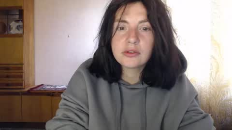 AlinaxJames online show from April 2026 02:47:01 PM