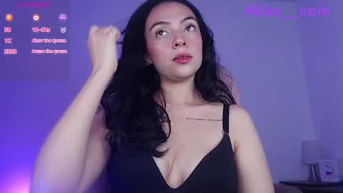 Alejandra online show from October 2025 07:44:01 AM