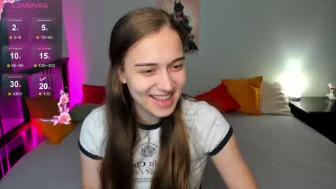 alisa__kelly online show from October 2025 12:57:01 AM