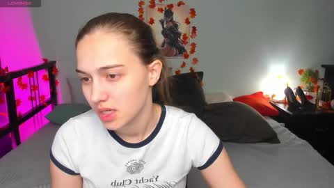 alisa__kelly online show from November 2025 01:04:02 AM