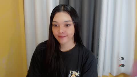 Snapshot of alisa_kiss_ chatting on December 2024 06:48:01 AM Shanti xhey online show from December 2024 06:48:01 AM