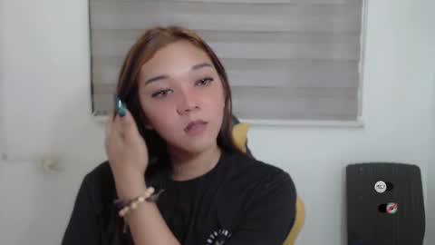 Snapshot of alisa_kiss_ chatting on January 2025 01:33:01 AM Shanti xhey online show from January 2025 01:33:01 AM