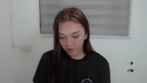 Snapshot of alisa_kiss_ chatting on January 2025 10:40:01 AM Shanti xhey online show from January 2025 10:40:01 AM