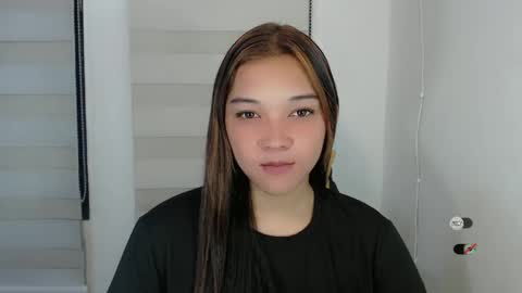 Snapshot of alisa_kiss_ chatting on February 2025 06:29:01 AM Shanti xhey online show from February 2025 06:29:01 AM