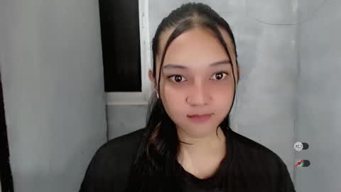 Snapshot of alisa_kiss_ chatting on October 2025 07:19:02 PM Shanti xhey online show from October 2025 07:19:02 PM