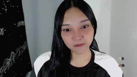 Shanti xhey online show from March 2026 12:00:02 PM