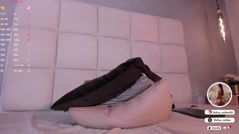     online show from January 2025 03:15:01 PM