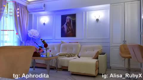 Snapshot of alisa_ruby chatting on April 2026 08:32:01 AM Alisa online show from April 2026 08:32:01 AM