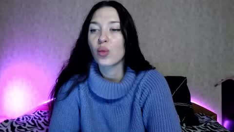 alisaadoll online show from November 2025 01:12:02 PM