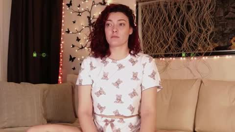 Snapshot of alisabo chatting on December 2025 12:14:01 PM Alice online show from December 2025 12:14:01 PM