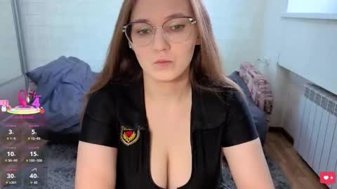 alisawyn online show from November 2025 07:41:02 AM