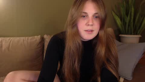 alisaxxxshy online show from January 2025 11:30:01 PM
