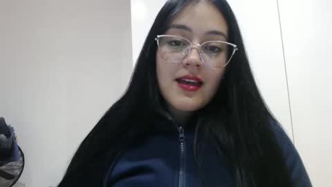 alisha_9997 online show from November 2025 07:02:02 PM