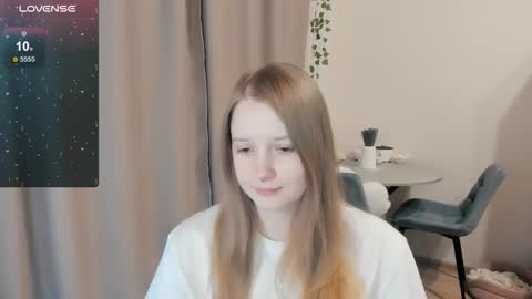 Snapshot of alisha_ley chatting on November 2025 02:20:01 AM Alya online show from November 2025 02:20:01 AM