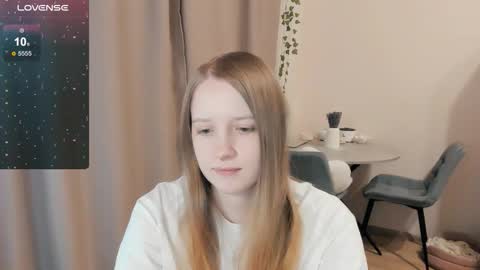 Snapshot of alisha_ley chatting on November 2025 06:34:02 PM Alya online show from November 2025 06:34:02 PM