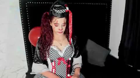 alishaevans_rs online show from October 2025 04:24:02 AM