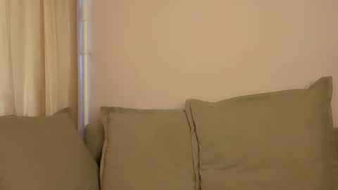 Alisia online show from April 2026 01:41:02 PM