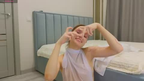 Alisia online show from July 2026 07:39:01 PM