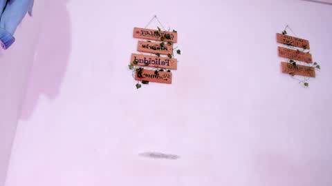 Snapshot of alisiacollinsss chatting on May 2026 03:22:02 AM Alisia online show from May 2026 03:22:02 AM