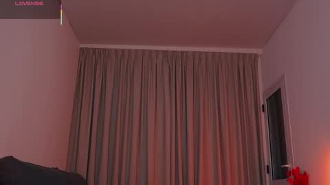 Alison  online show from November 2025 10:25:01 AM