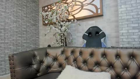 Snapshot of alisonn_doll chatting on December 2025 12:47:02 PM alisonn_doll online show from December 2025 12:47:02 PM