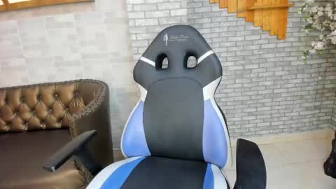 alisonn_doll online show from February 2026 06:48:01 PM