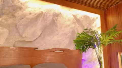 Alison Moon  online show from March 2026 02:04:02 AM