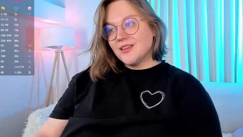 Snapshot of alissa_styles chatting on November 2025 04:29:01 PM Alissa online show from November 2025 04:29:01 PM