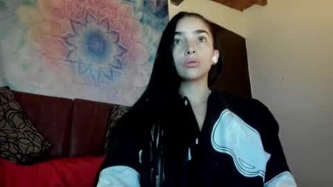 Alisson369  online show from October 2025 09:45:01 AM