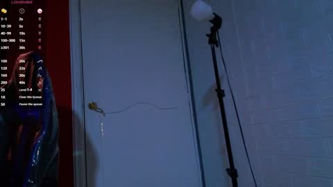 Alison Steeler online show from January 2026 07:52:02 PM