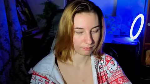 A L I C E  online show from October 2025 07:57:02 PM