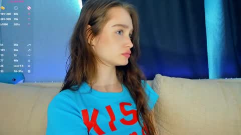 Alivia online show from May 2026 08:32:01 AM