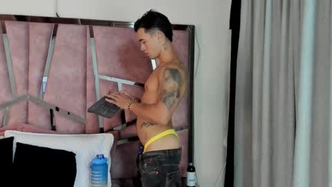 Snapshot of alixmartin1 chatting on September 2025 09:41:02 PM alix online show from September 2025 09:41:02 PM