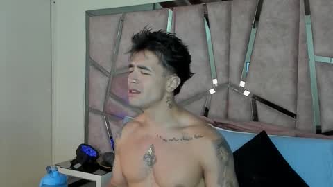 Snapshot of alixmartin1 chatting on October 2025 08:43:02 PM alix online show from October 2025 08:43:02 PM