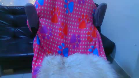 Snapshot of alixxe_ chatting on November 2025 08:19:01 PM alixxe_ online show from November 2025 08:19:01 PM