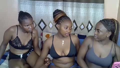 aliyah001 online show from February 2026 01:43:02 AM