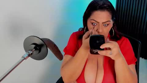 Snapshot of aliyahsstone chatting on November 2025 11:54:01 AM Aliyahs stone online show from November 2025 11:54:01 AM