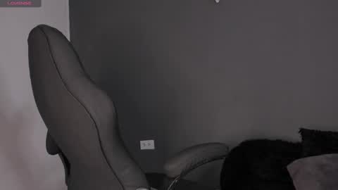 Snapshot of aliz_01 chatting on February 2025 04:50:02 PM Aliz online show from February 2025 04:50:02 PM